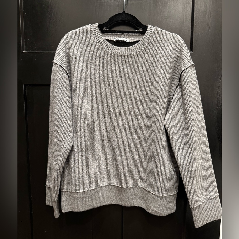 ZARA Gray Ribbed Knit Sweater | Layered Hem | Size L | New Without Tags